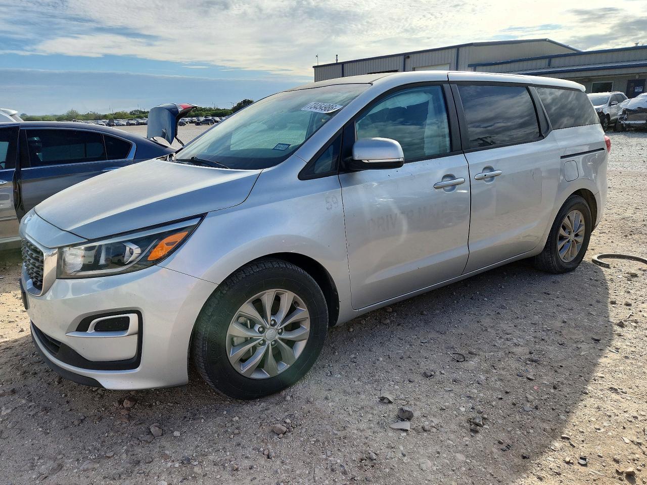 2019 KIA SEDONA LX/EX — Front 3/4