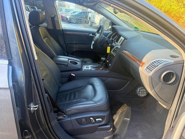 2013 AUDI Q7 Premium Plus