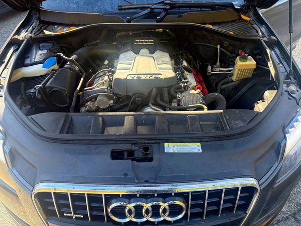 2013 AUDI Q7 Premium Plus