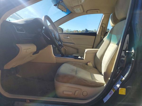 2015 TOYOTA CAMRY — DENT