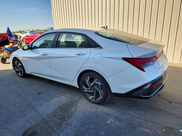 2025 HYUNDAI ELANTRA Limited — DSRA
