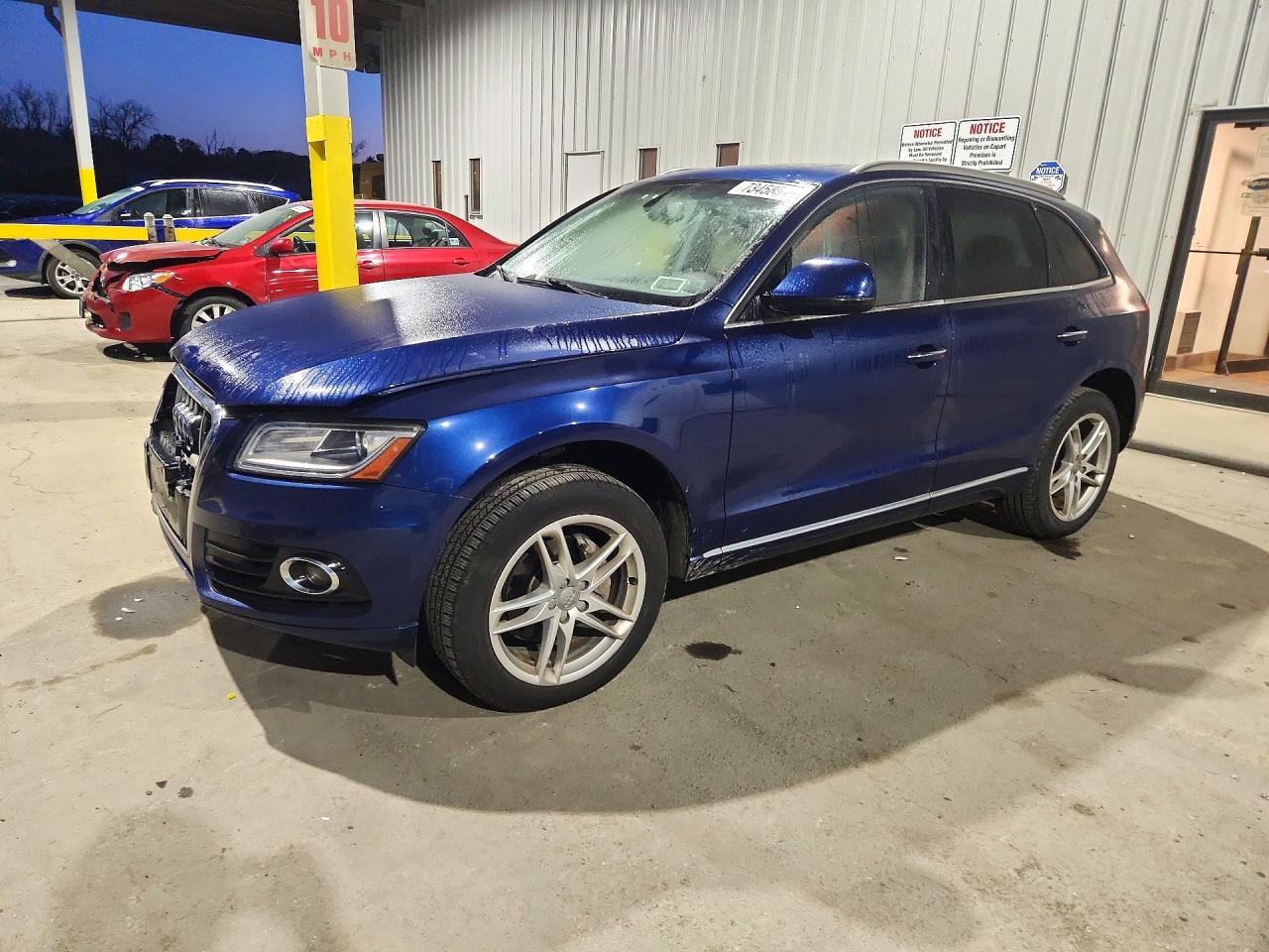 2017 AUDI Q5 quattro Premium Plus — Front 3/4