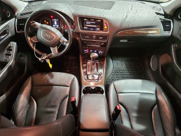 2017 AUDI Q5 quattro Premium Plus — CKPT