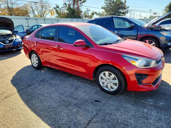 2021 KIA RIO LX, S — Passenger 3/4
