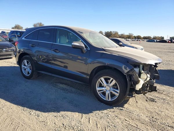 2015 ACURA RDX Technology Package — Passenger 3/4