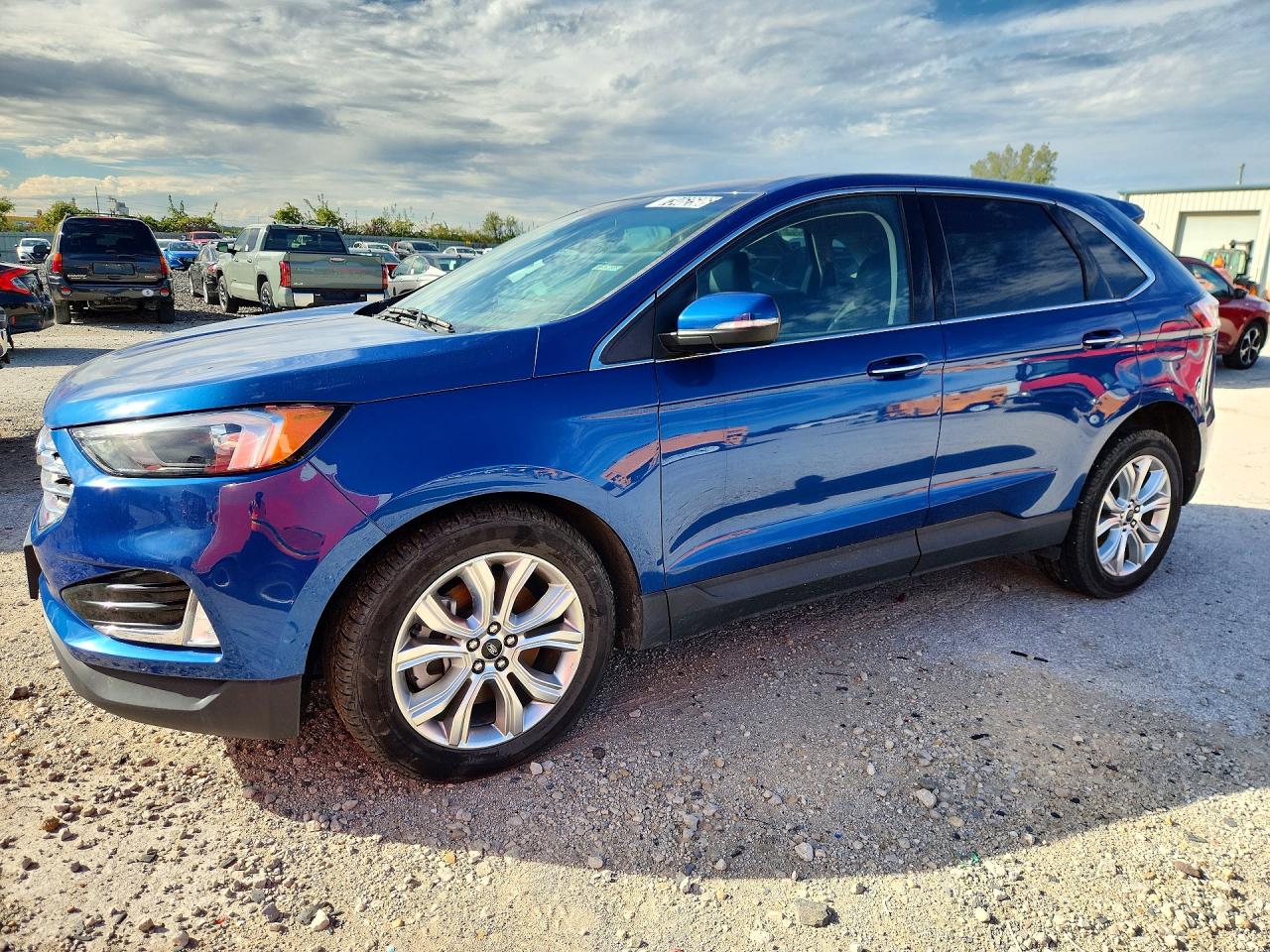 2024 FORD EDGE Titanium — Front 3/4