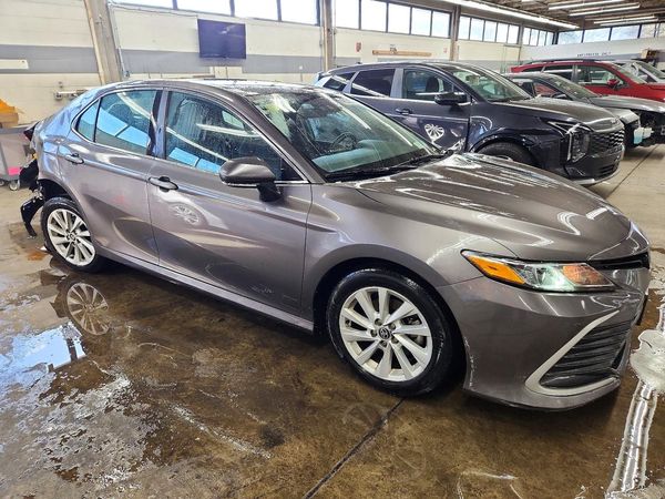 2023 TOYOTA CAMRY LE — Passenger 3/4