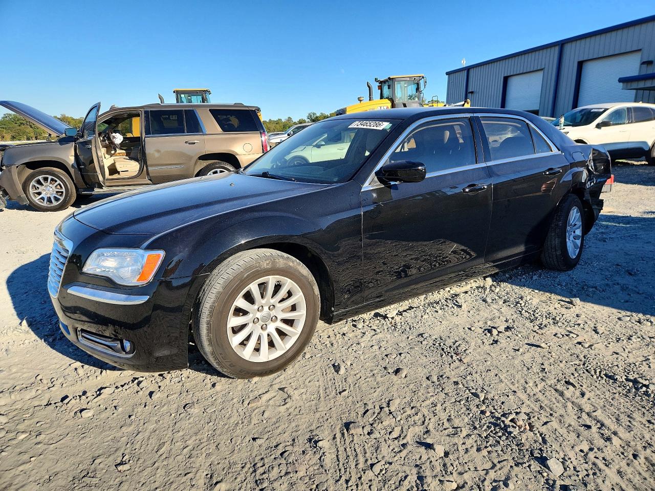 2014 CHRYSLER 300 — Front 3/4