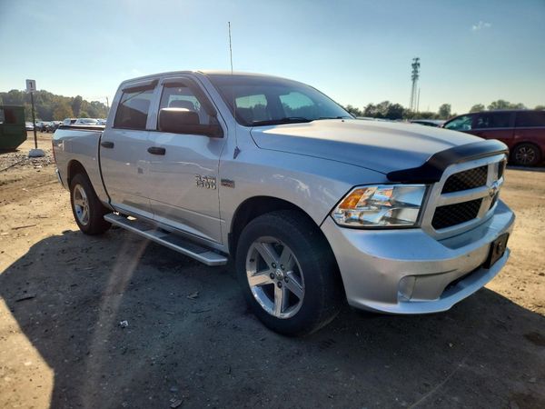 2013 RAM 1500 ST — Passenger 3/4