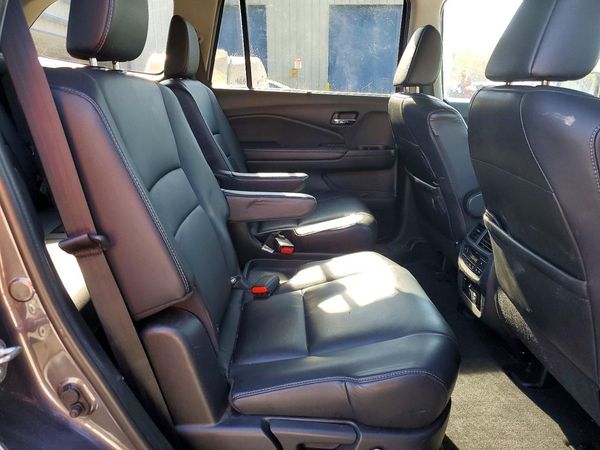 2019 HONDA PILOT TOURING-7 — PSRS