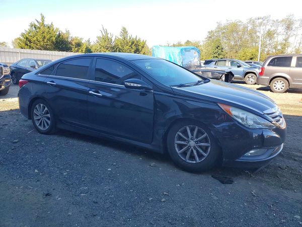 2014 HYUNDAI SONATA — Passenger 3/4