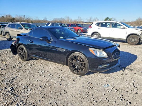 2013 MERCEDES-BENZ SLK
