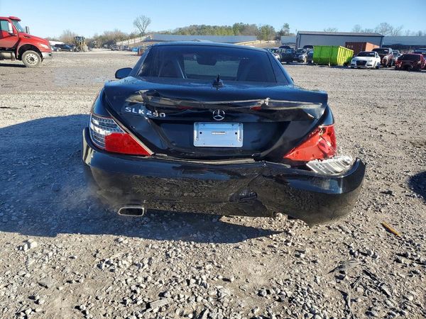 2013 MERCEDES-BENZ SLK