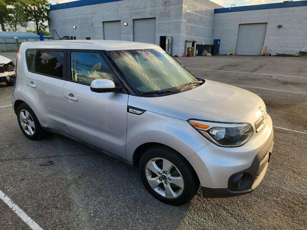 2017 KIA SOUL Base — Passenger 3/4