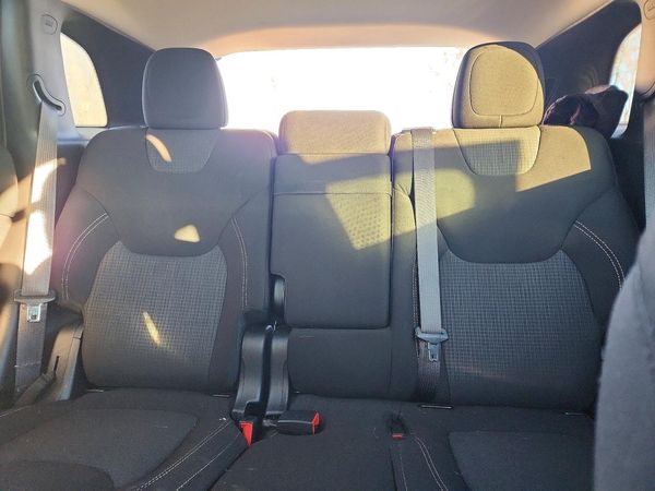 2015 JEEP CHEROKEE LATITUDE 4X4