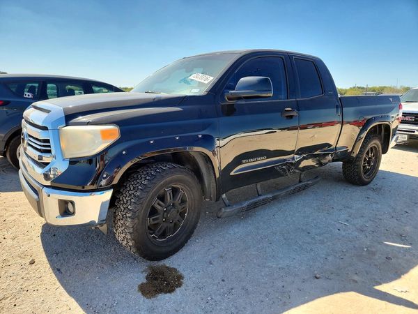 2016 TOYOTA TUNDRA SR/SR5 — Front 3/4