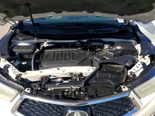 2017 ACURA MDX Base — Engine bay