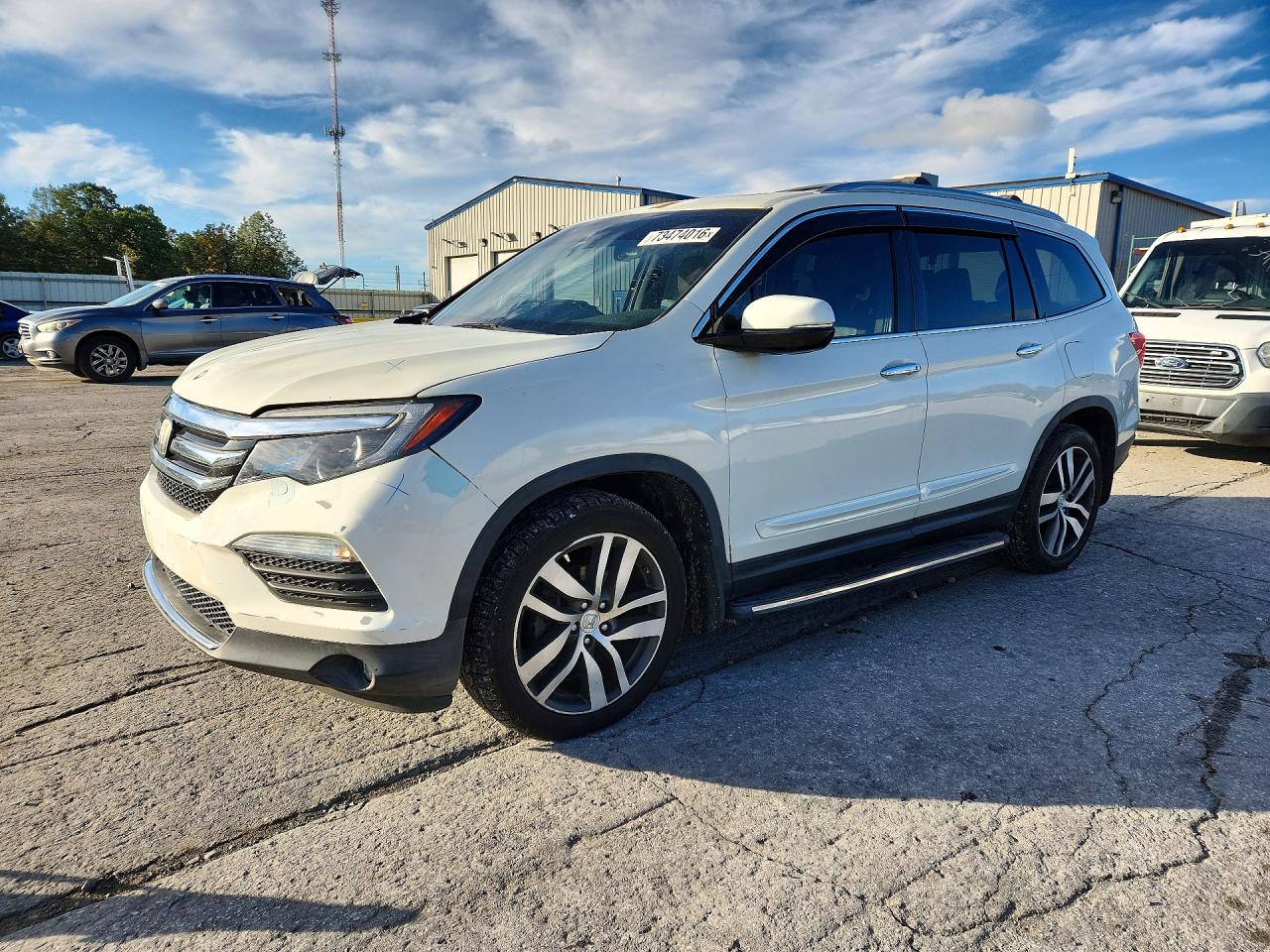 2016 HONDA PILOT TOURING — Front 3/4
