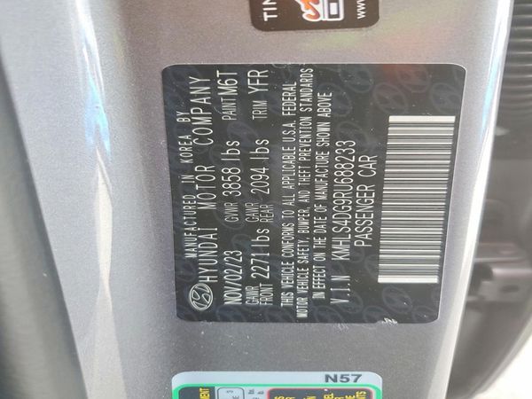 2024 HYUNDAI ELANTRA SEL w/ Convenience Pkg