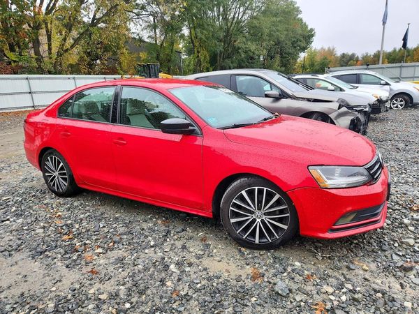 2017 VOLKSWAGEN JETTA Sport — Passenger 3/4