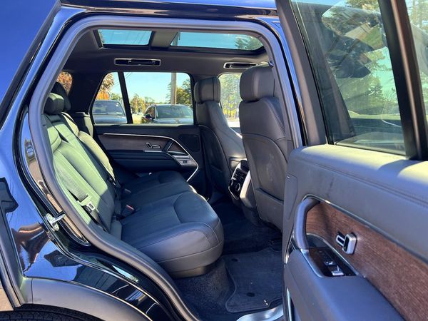 2023 LAND ROVER RANGEROVER SE