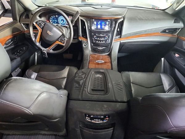 2016 CADILLAC ESCALADE ESV Luxury — CKPT