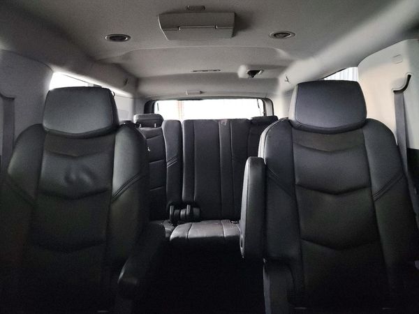 2016 CADILLAC ESCALADE ESV Luxury — SUVN