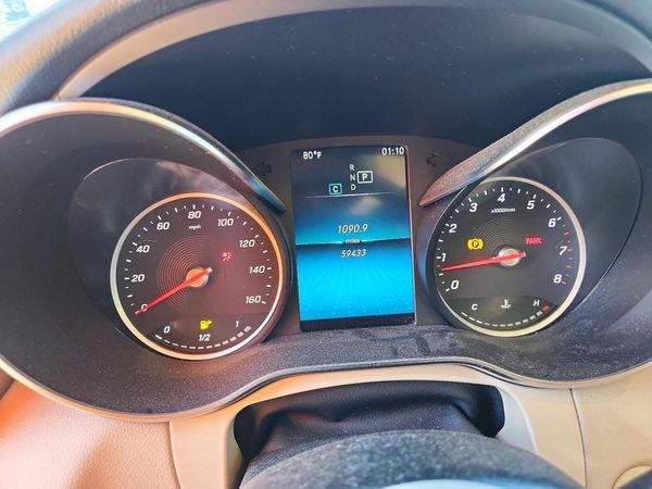 2022 MERCEDES-BENZ GLC GLC300 — ODOM