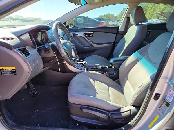 2013 HYUNDAI ELANTRA