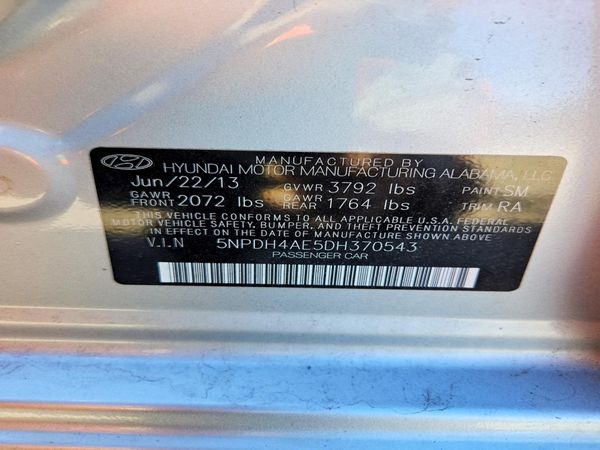 2013 HYUNDAI ELANTRA