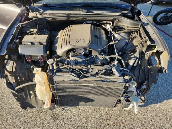 2018 DODGE DURANGO R/T — Engine bay