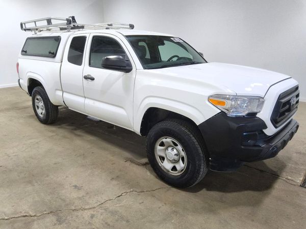 2021 TOYOTA TACOMA SR5 — Passenger 3/4