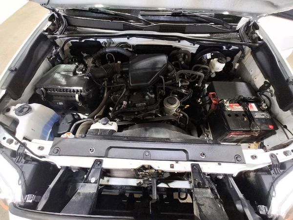 2021 TOYOTA TACOMA SR5 — Engine bay
