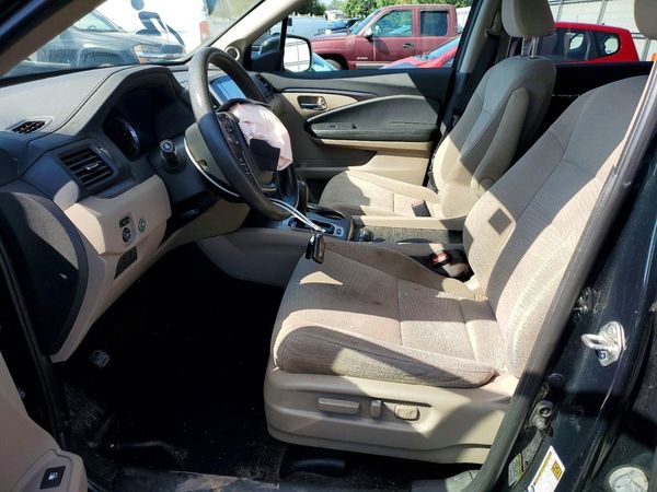 2016 HONDA PILOT EX — DENT