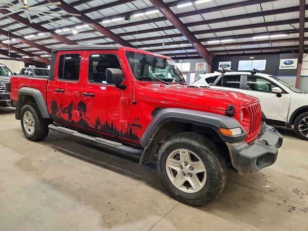 2020 JEEP GLADIATOR Sport — Passenger 3/4