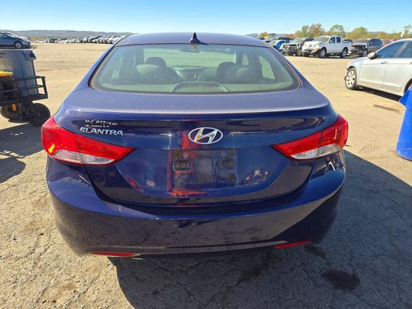 2013 HYUNDAI ELANTRA — DIRR
