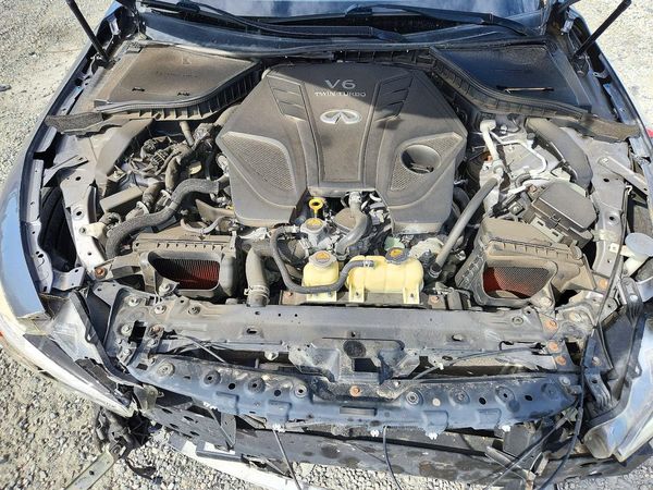 2020 INFINITI Q50 — Engine bay
