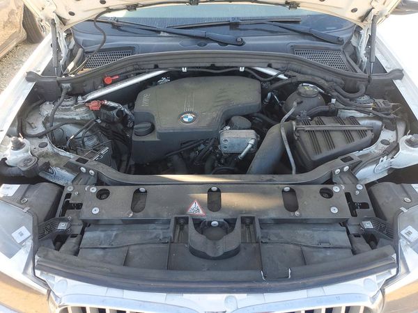 2016 BMW X3 sDrive28i — Engine bay