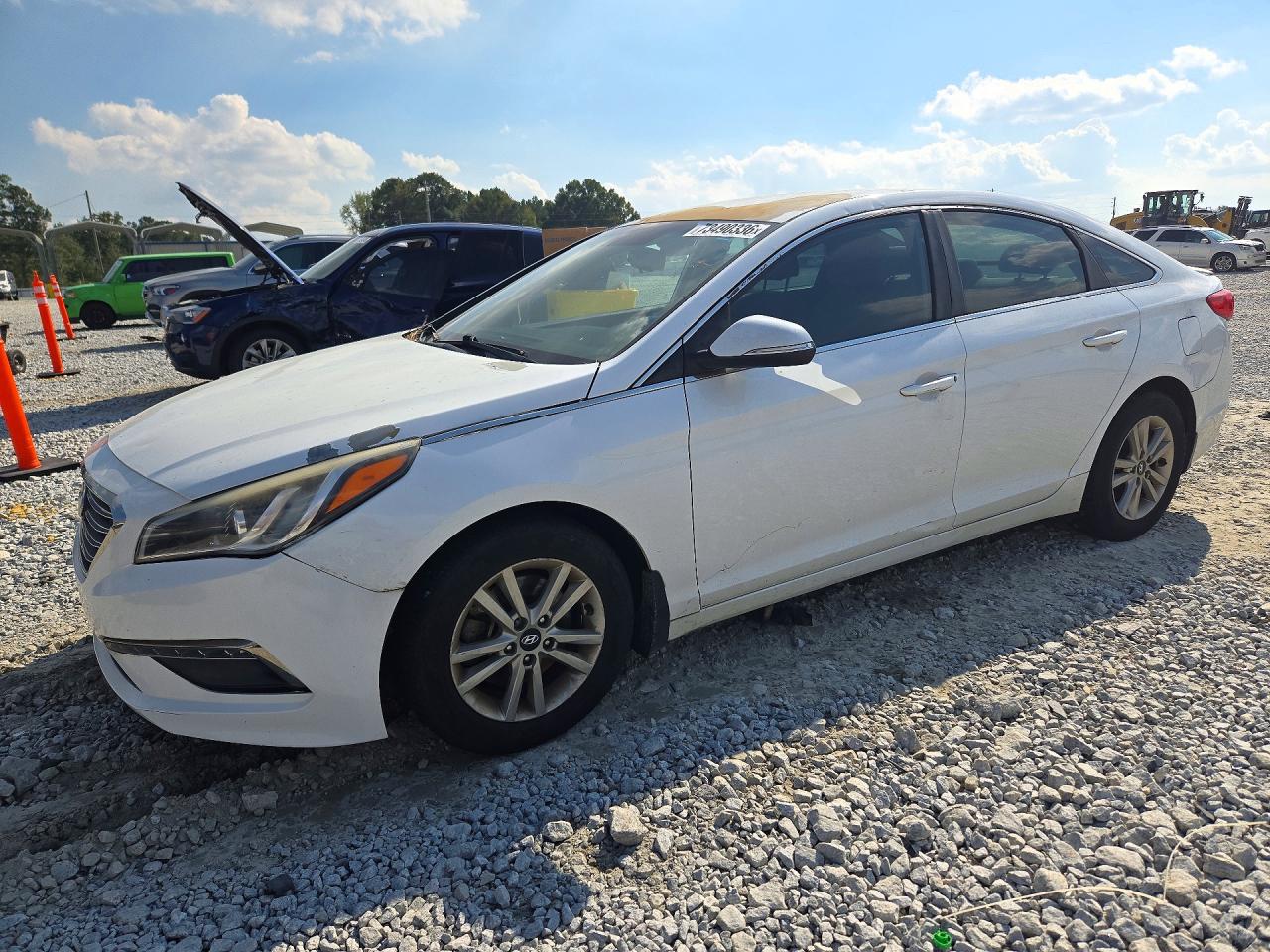 2015 HYUNDAI SONATA SE, ECO — Front 3/4