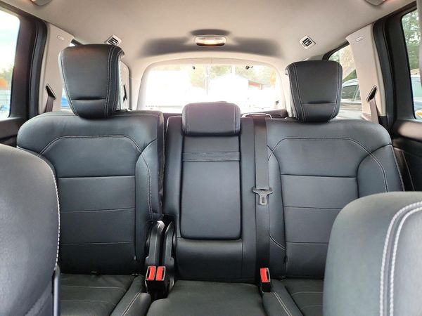 2016 MERCEDES-BENZ GL GL550-4M — SUVN