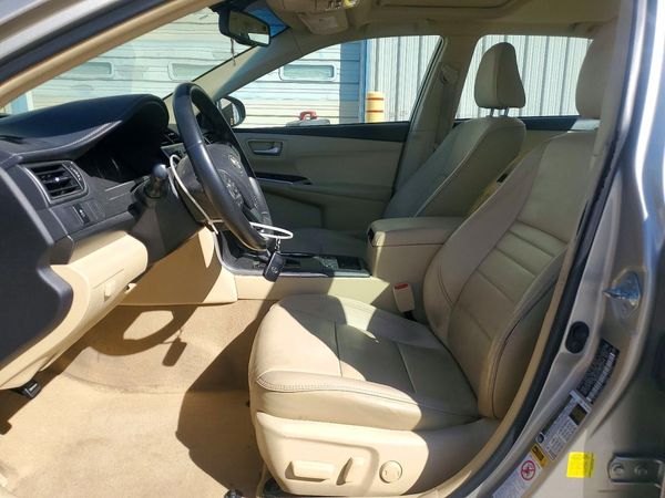 2015 TOYOTA CAMRY Hybrid — DENT