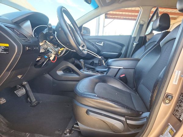 2013 HYUNDAI TUCSON — DENT