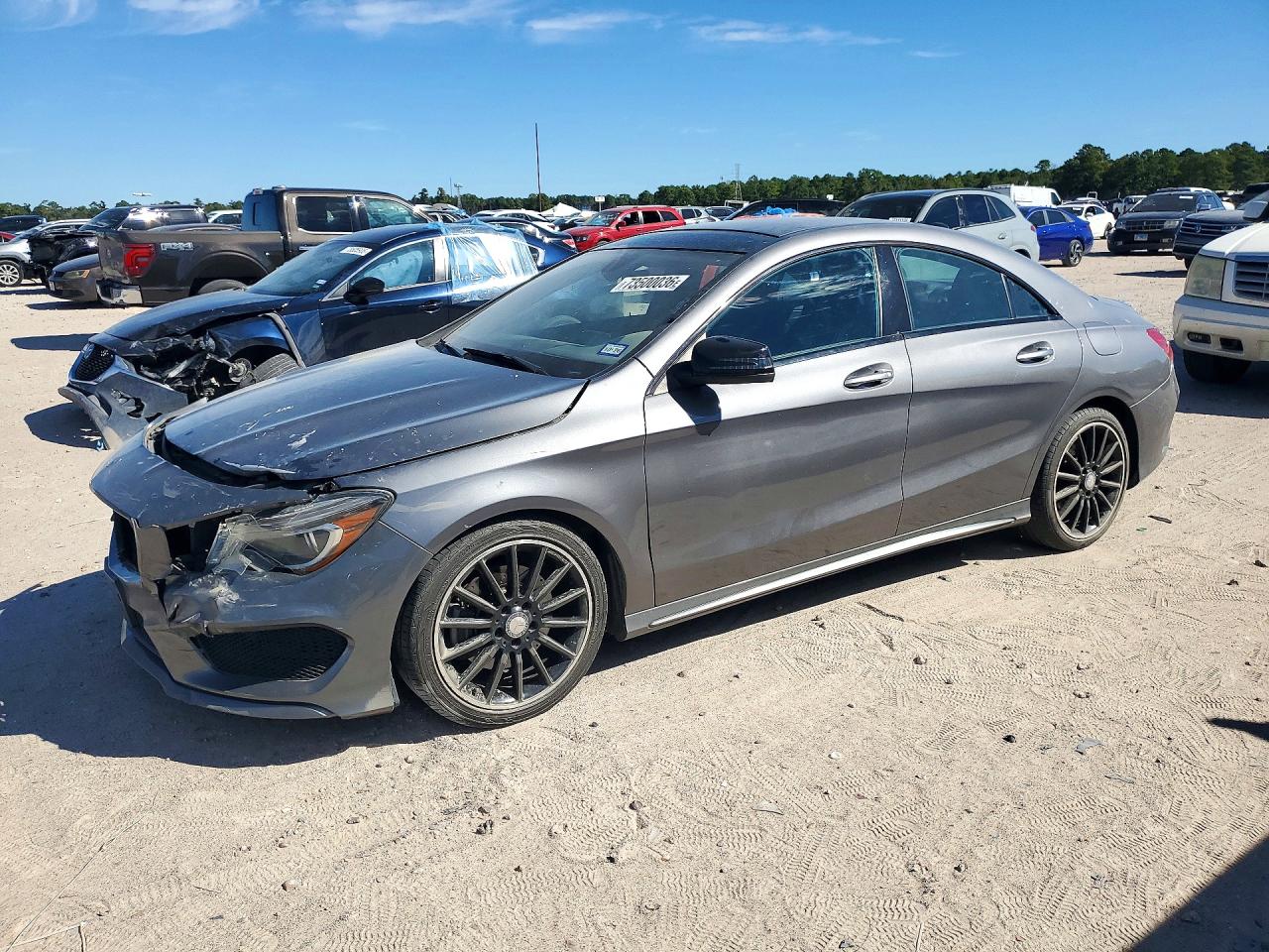 2014 MERCEDES-BENZ CLA CLA250 4MATIC — Front 3/4
