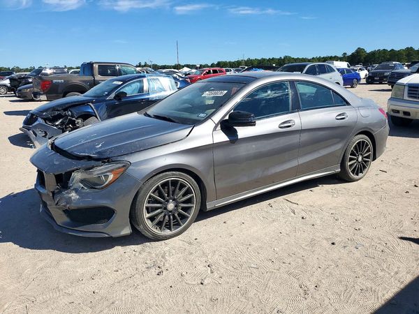 2014 MERCEDES-BENZ CLA CLA250 4MATIC — Front 3/4