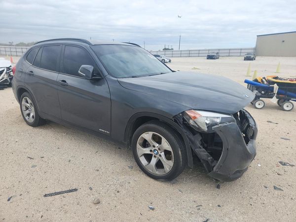 2014 BMW X1 sDrive 28i — Passenger 3/4