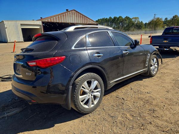 2013 INFINITI FX37 — PSRA