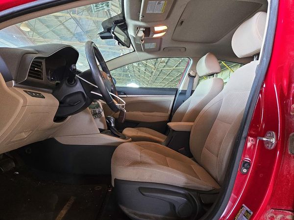 2019 HYUNDAI ELANTRA — DENT
