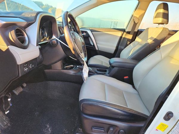 2018 TOYOTA RAV4 Ltd/Platinum — DENT