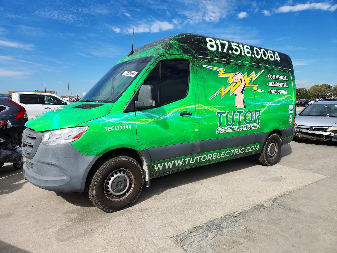 2020 MERCEDES-BENZ SPRINTER 907 (VS30) — Front 3/4