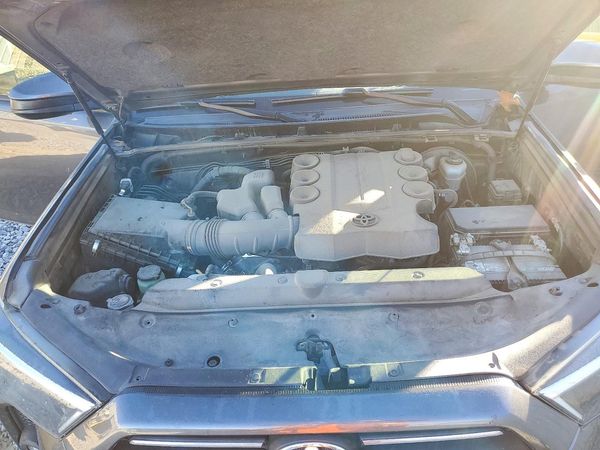 2021 TOYOTA 4RUNNER SRS — Engine bay